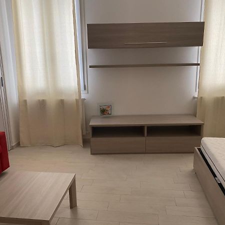 Apartamento Senza Pensieri Via 4 Novembre/Via Diaz Crema Exterior foto